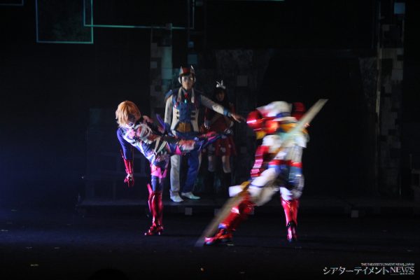 Acrobat Stage Infini T Force 開幕 ヒーローに憧れるすべての人に見てほしい作品です シアターテイメントnews